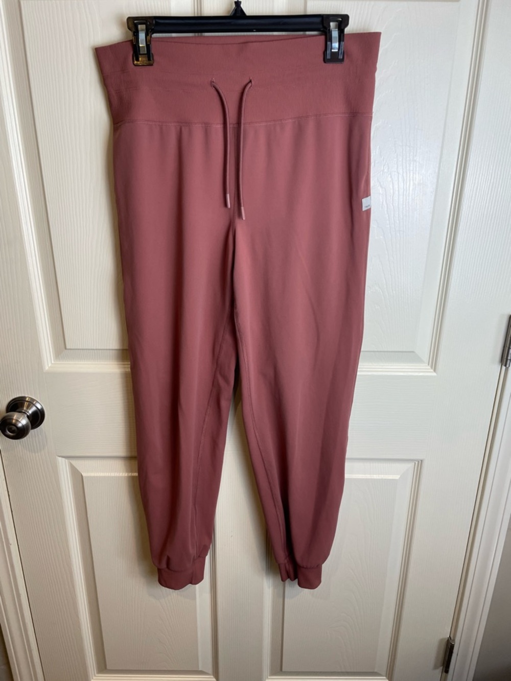 Vuori Daily Jogger Rosebud  High-Waist Drawstring Joggers Large - Picture 2 of 12
